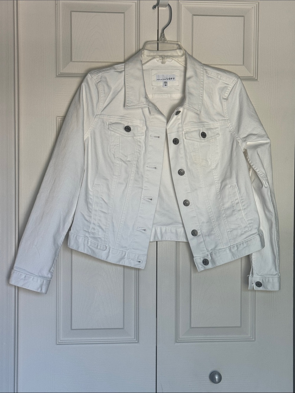 NWOT - LOFT White Denim Jean Jacket - Classic Button-Front Women's Jacket